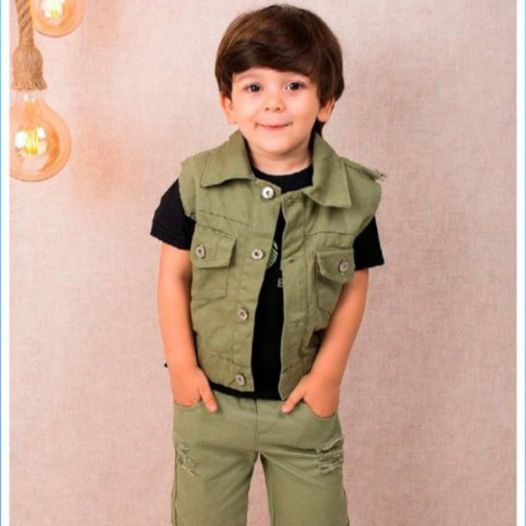 Conjunto Trio para Meninos - Bermuda, Camiseta e Colete Estilo Moderno