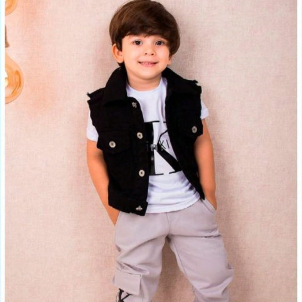 Conjunto Trio para Meninos - Calça, Camiseta e Colete Estilo Moderno (2 a 8 Anos)